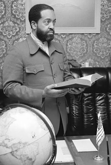 Warith Deen Mohammed, who led the movement toward Sunni Islam after his father's death. Photographer unknown.